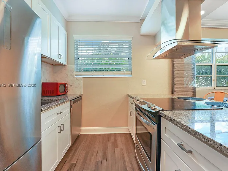 359 Meridian Ave #A-104 — Photo 6