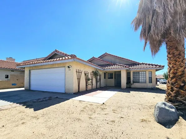 719 Regency Ct, Ridgecrest, CA 93555