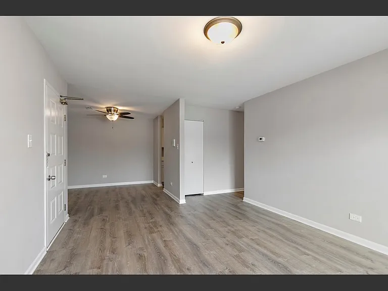 1484 Stonebridge Cir #B4 — Photo 7