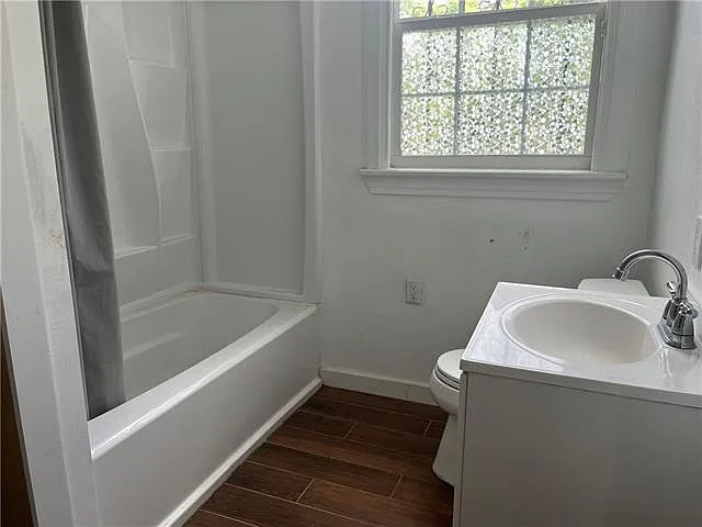 8510 S Claiborne Ave #A — Photo 10