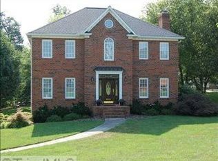 8100 Slane Ct, Clemmons, NC 27012