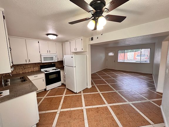 2nd image of 5030 Walnut Ave #9