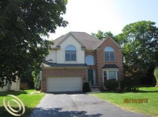 3175 Blossom, West Bloomfield, MI 48324