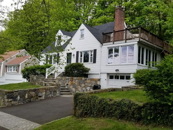 3 Green Ln