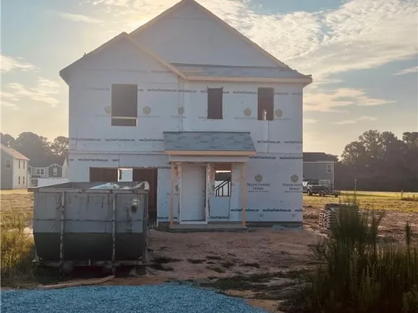 38 Mary Raymond St, Dunn, NC 28334