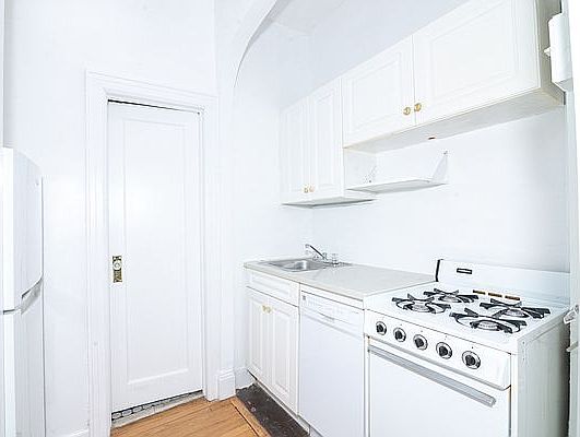 1st image of 1057 2nd Ave #3E