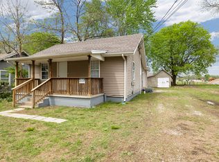 2113 W Wall St, Springfield, MO 65802