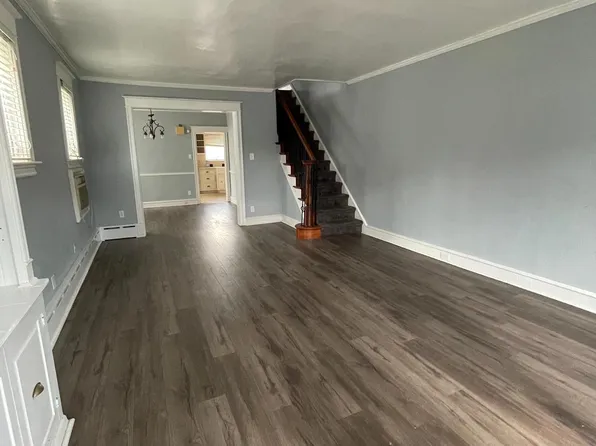 1851 Fuller St, Philadelphia, PA 19152