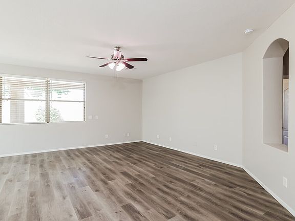 3rd image of 20588 N 90th Ln