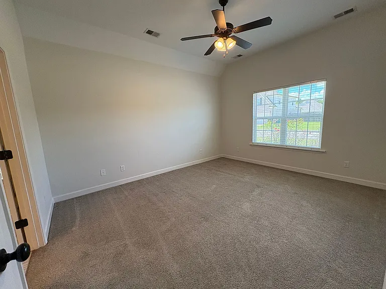 3006 Makenlee St — Photo 2