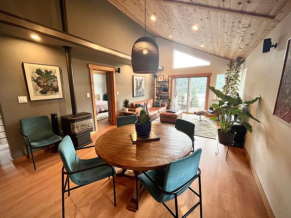 Living space. Dining table seats 6