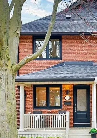 79 Douglas Ave — Photo 1