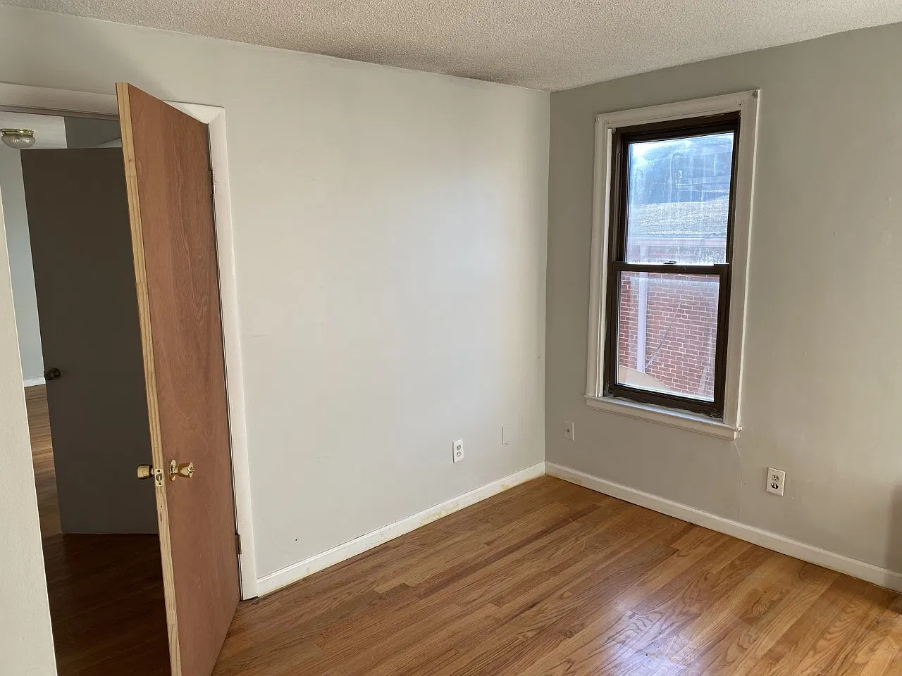 1 bed, 650 sqft, $950 — Photo 3
