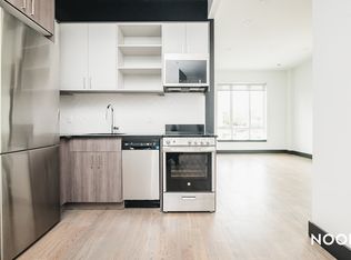 596 E 32nd St #3A, Brooklyn, NY 11210