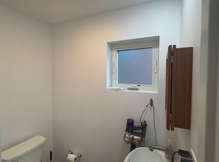 142 Prospect St #1, Cambridge, MA 02139