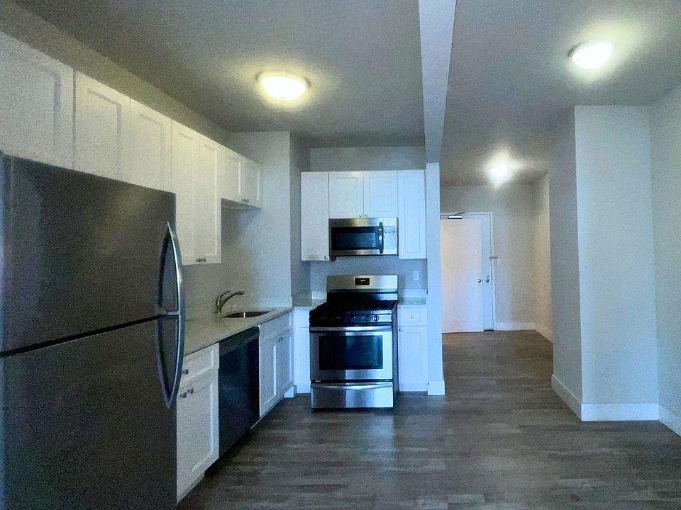 1st image of 68 Ashburton Ave #3E