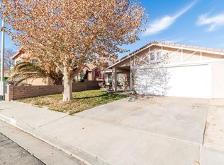 43820 Santa Rosa Cir, Lancaster, CA 93535