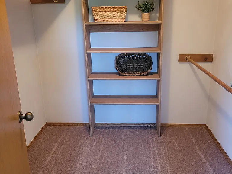 72 Brighton Cir — Photo 14