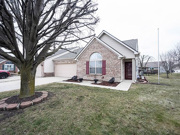 3rd image of 4523 Marshall Dr