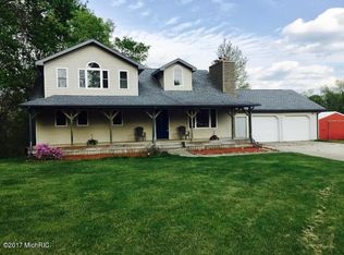 15521 Lang Rd, Hickory Corners, MI 49060