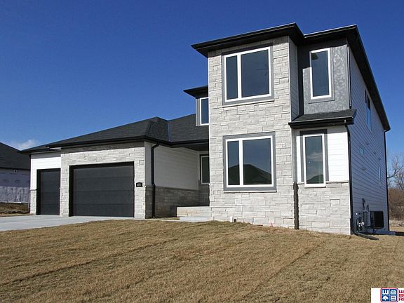 4th image of 8840 Appaloosa Ln