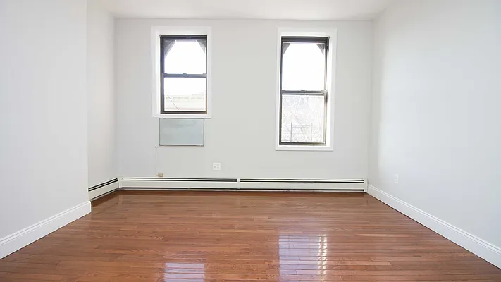 Rented by Compass | media 2