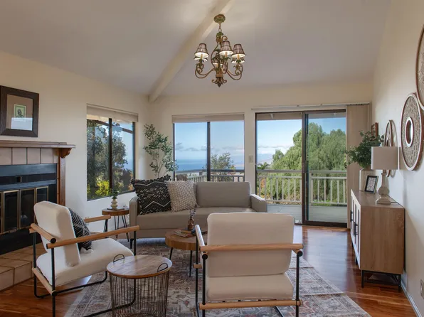 358 Holopuni Rd, Kula, HI 96790