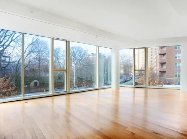 1 Grand Army Plz APT 2D, Brooklyn, NY 11238