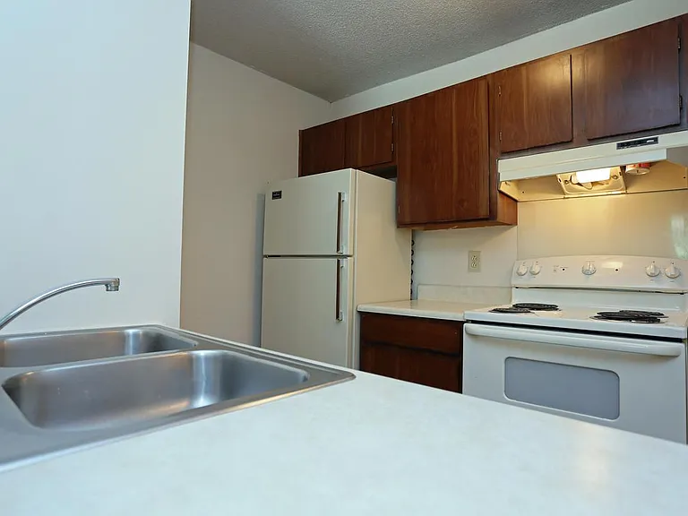 4240 Briar Green Dr SW #1 — Photo 3