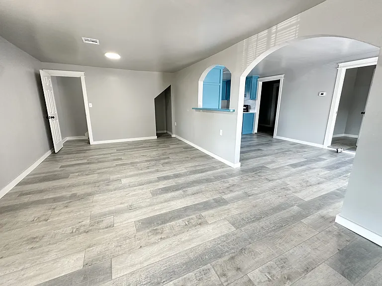 1717 NW Smith Ave — Photo 14