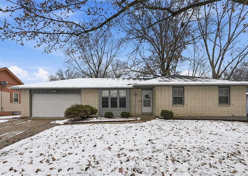 2331 N 73rd Ter, Kansas City, KS 66109 | Zillow