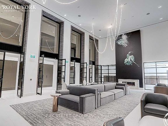 2nd image of 39 Roehampton Ave #904