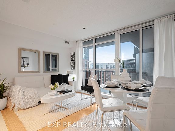 3rd image of 830 Lawrence Ave W #729