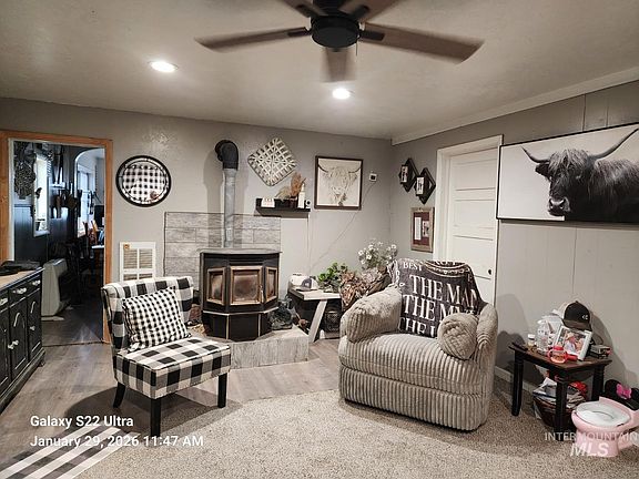 5th image of 1875 McLay Rd