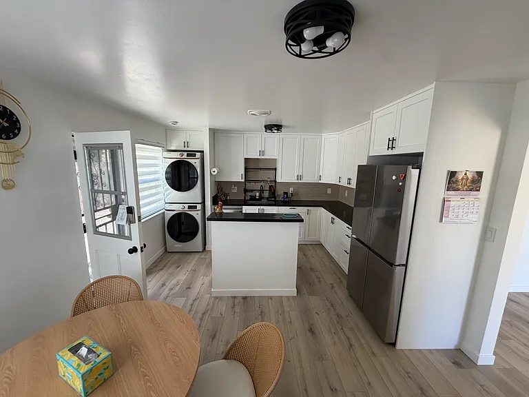 18862 Carolyn Ln — Photo 3