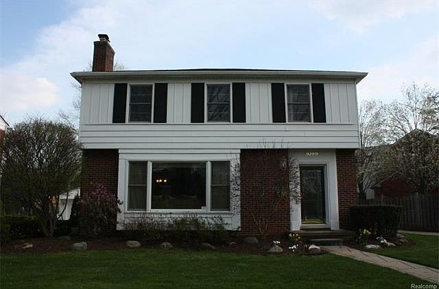 1st image of 1099 Canterbury Dr