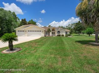 9 Calendula Ct, Homosassa, FL 34446
