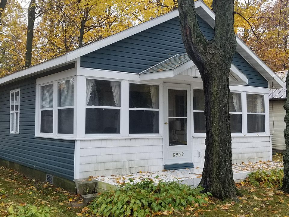 1st image of 8959 Lenhards Lndg