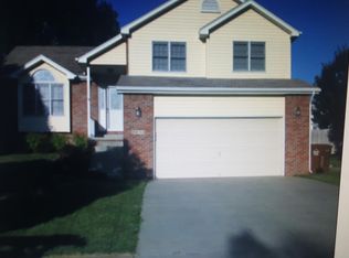 5032 Valley Forge Rd, Lincoln, NE 68521