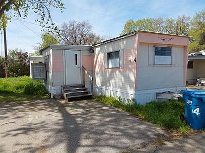 1st image of 408 E 46th St Trailer 4