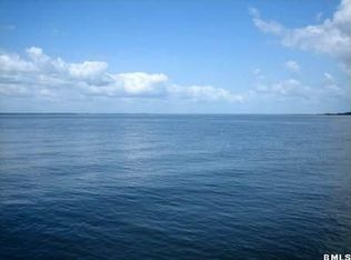 29 Bay Point Rd, Saint Helena Island, SC 29920