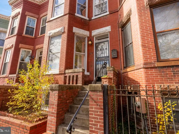 543 11th St SE, Washington, DC 20003