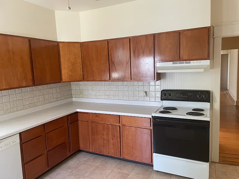 1308 N Market St #C — Photo 8