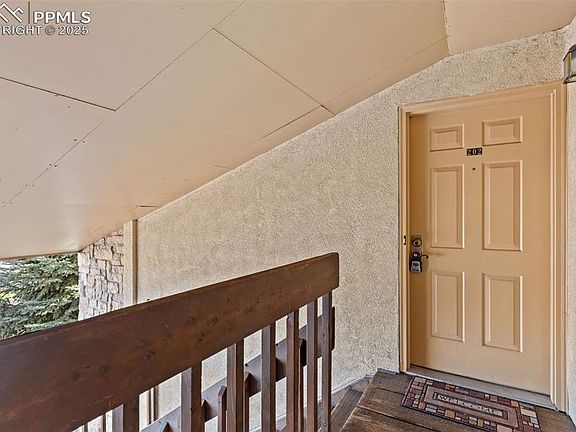 3rd image of 918 Tenderfoot Hill Rd APT 202
