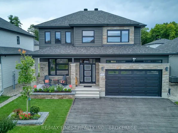 1152 Avignon St, Russell, ON K0A 1W0