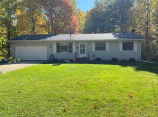 20093 Indian Dr, Paris, MI 49338