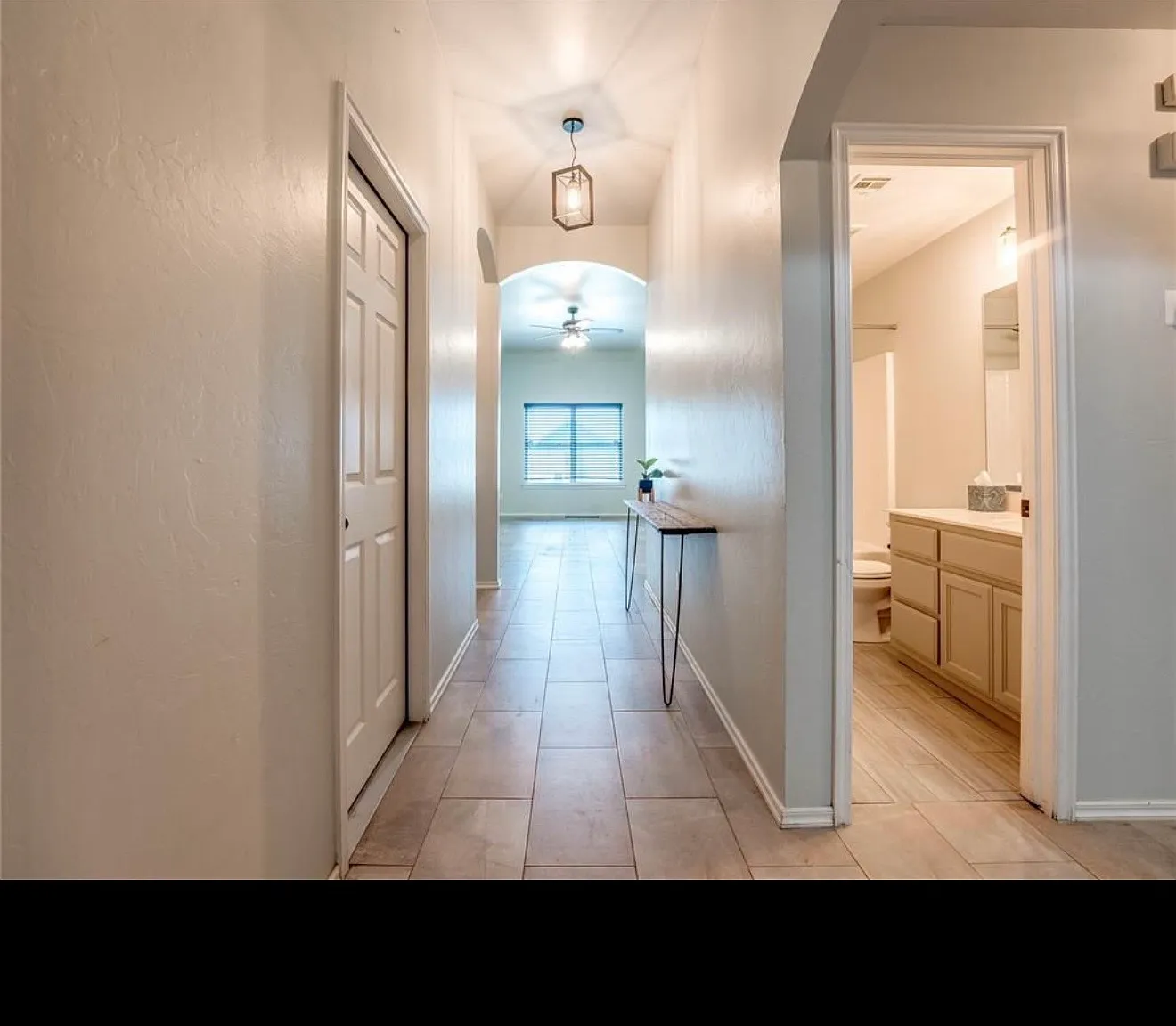 3 bed, 1437 sqft, $1,750 — Photo 2