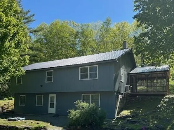 2073 Western Avenue, Newburgh, ME 04444