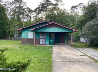 4607 Heron St, Gulfport, MS 39501