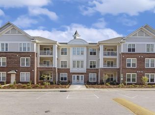 235 Eyam Hall Ln #235, Apex, NC 27502